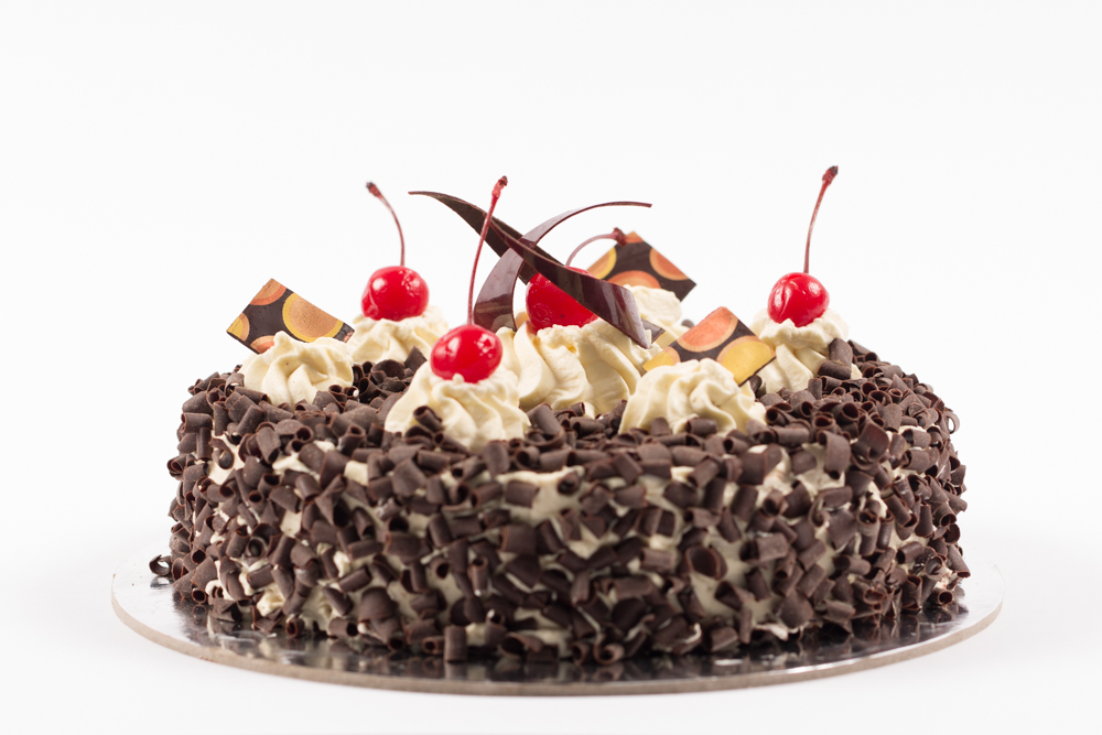 BLACK FOREST CAKE 10" (24cm)