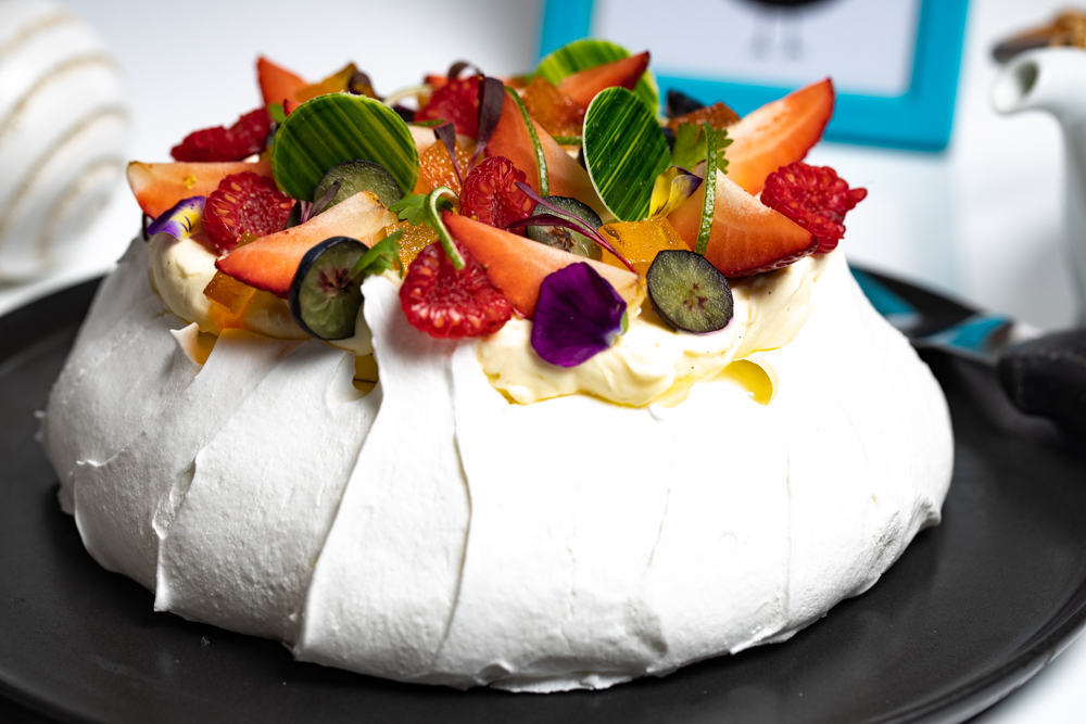 CAKE PAVLOVA