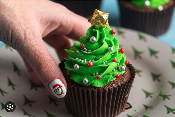 CHRISTMAS CUPCAKE