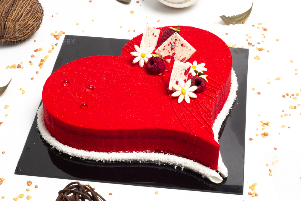 CAKE HEARTH RASPBERRY