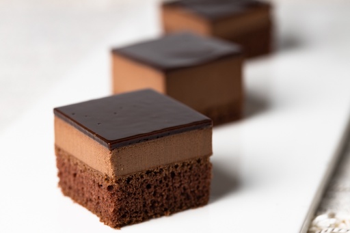 [EC-CHOC] CHOCOLATE MOUSSE, 47x47 SQUARE, Frozen, Box 48/1